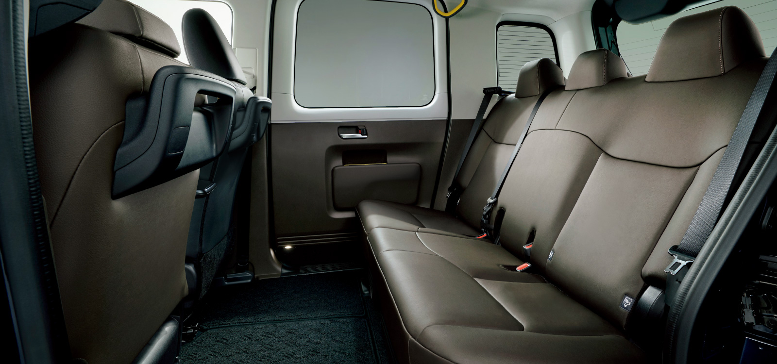 NV200 3ウェイ用Aピラー