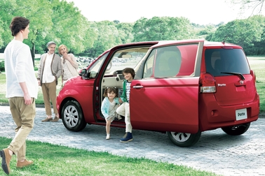 ポルテ、スペイド特別仕様車