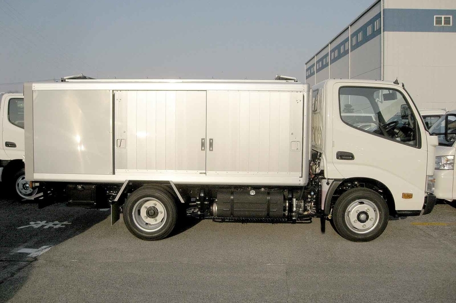 架装車両の作製導入事例 (16)