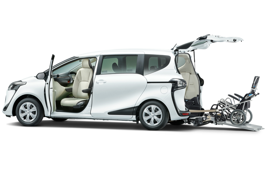 車いす仕様車4~5人乗り(スロープタイプ)Ⅲ