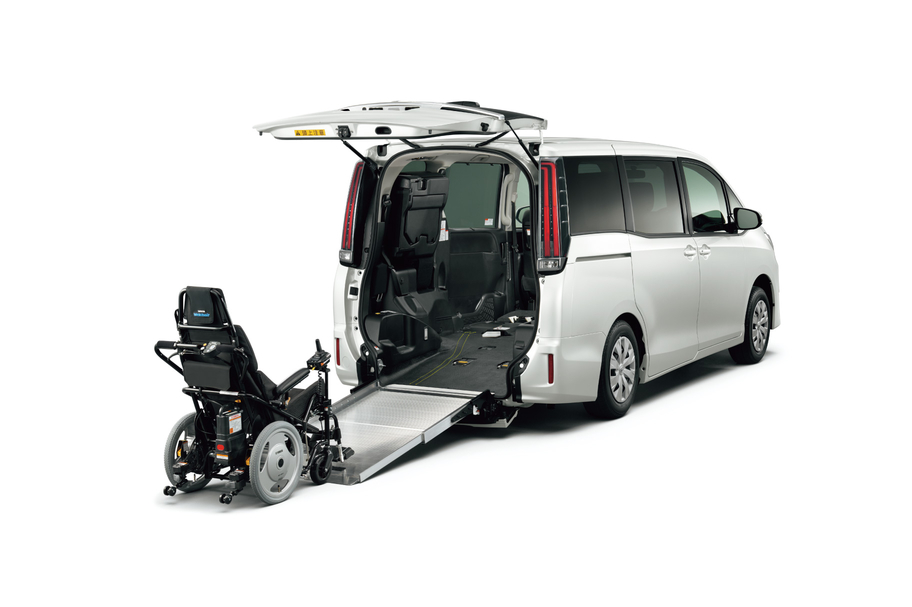 車いす仕様車6~8人乗り(スロープタイプ)Ⅲ
