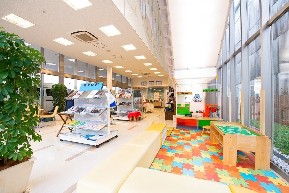 東名宮前平店(旧:ネッツトヨタ横浜宮前平) (3)