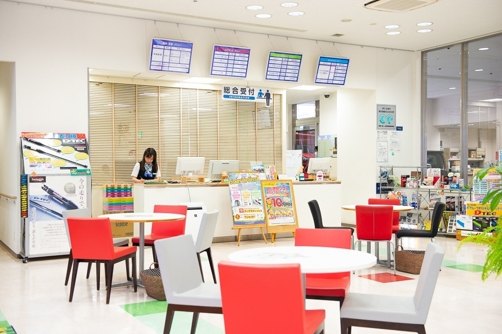 長者町店(旧:ネッツトヨタ横浜マイネッツ伊勢佐木) (8)