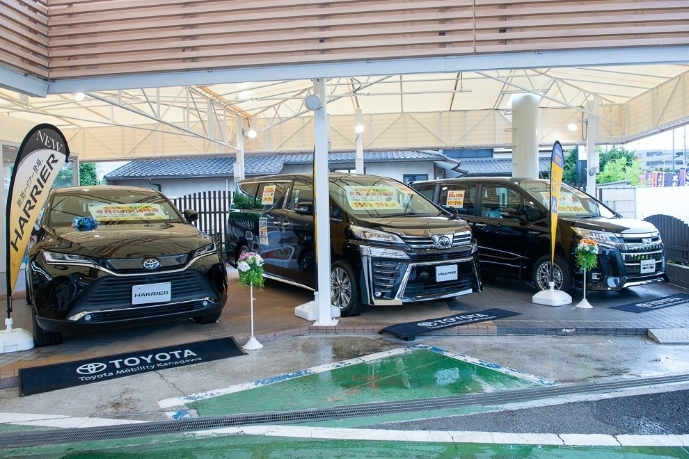 立場駅前店(旧:トヨタカローラ横浜立場駅前店) (7)
