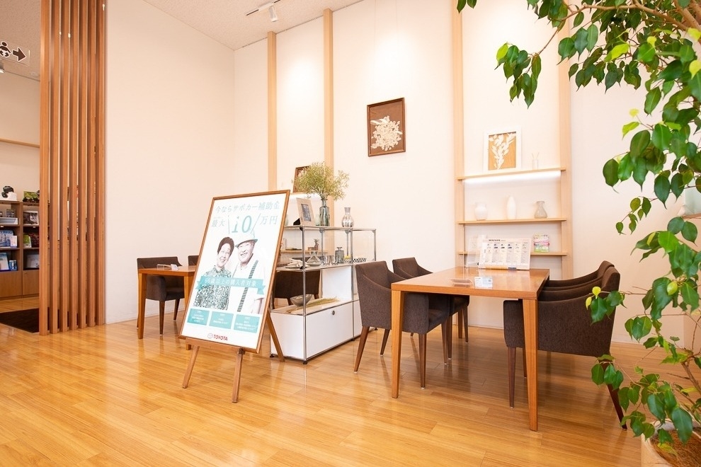 上星川店(旧:ネッツトヨタ横浜マイネッツ保土ヶ谷) (8)