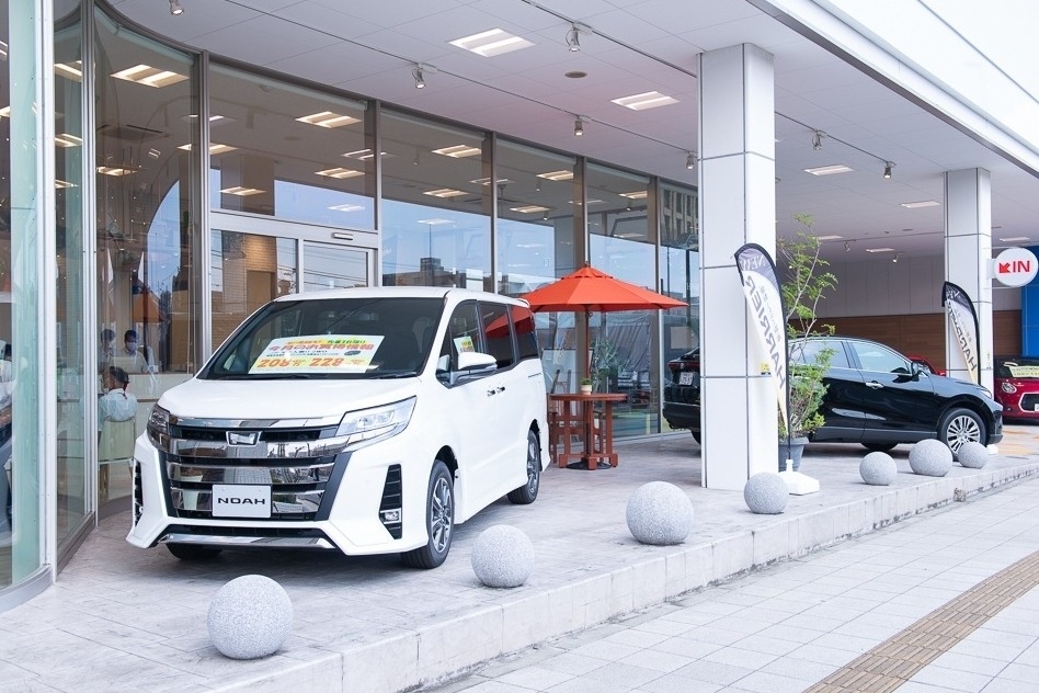 上星川店(旧:ネッツトヨタ横浜マイネッツ保土ヶ谷) (12)