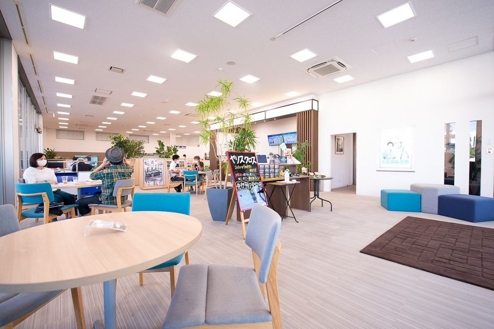 いずみ中央店(旧:ネッツトヨタ横浜いずみ中央) (2)