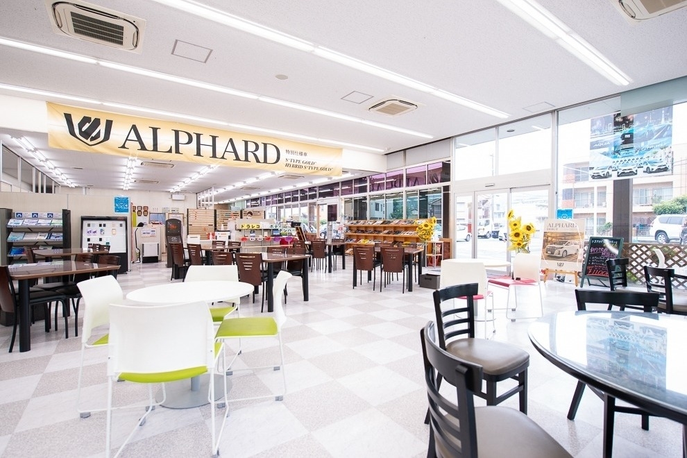 登戸長尾店(旧:神奈川トヨタ登戸店) (1)