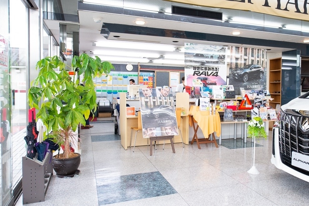 旭今宿店(旧:神奈川トヨタ旭今宿店) (8)