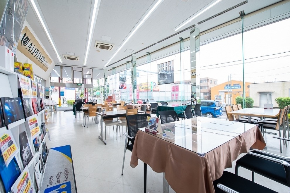 綾瀬店(旧:神奈川トヨタ綾瀬店) (7)