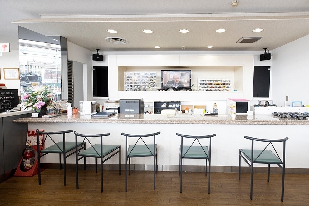 中津店(旧:神奈川トヨタ中津店) (7)