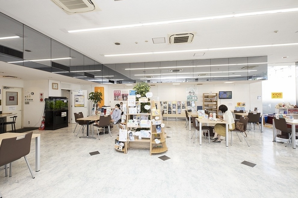 横須賀久里浜店(旧:神奈川トヨタ横須賀店) (8)