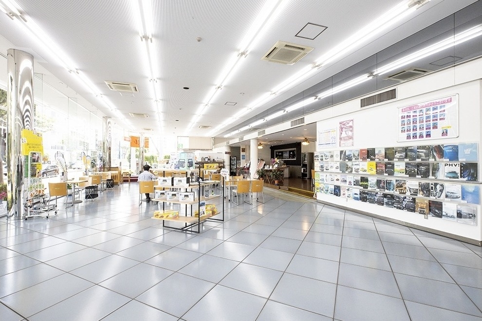 辻堂店(旧:神奈川トヨタ辻堂店) (6)