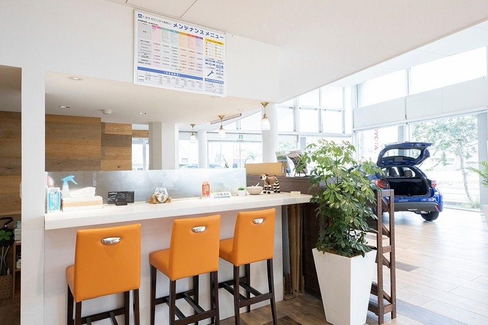 湘南藤沢店(旧:神奈川トヨタ湘南藤沢店) (12)