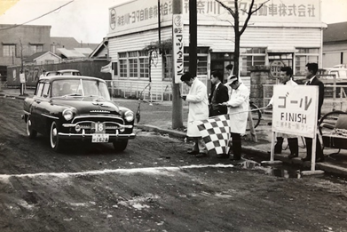 レストア 01】1955年製の初代クラウンをレストア | トヨタ レストア 01】1955年製の初代クラウンをレストア | トヨタ