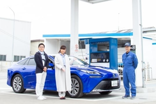 新型MIRAI_ 水素ステーション