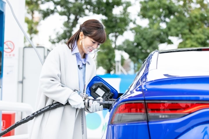 新型MIRAI_セルフ充填を体験