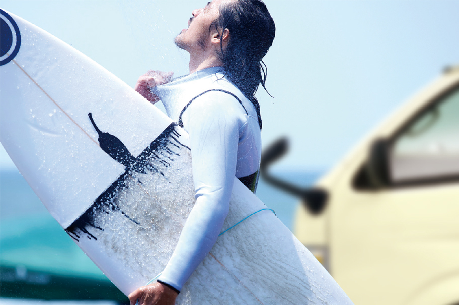 ハイエースキャンパー_washing
