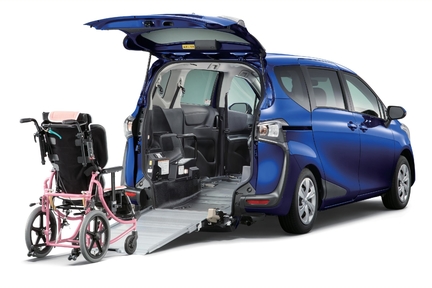 X 車いす仕様車(タイプⅡ)