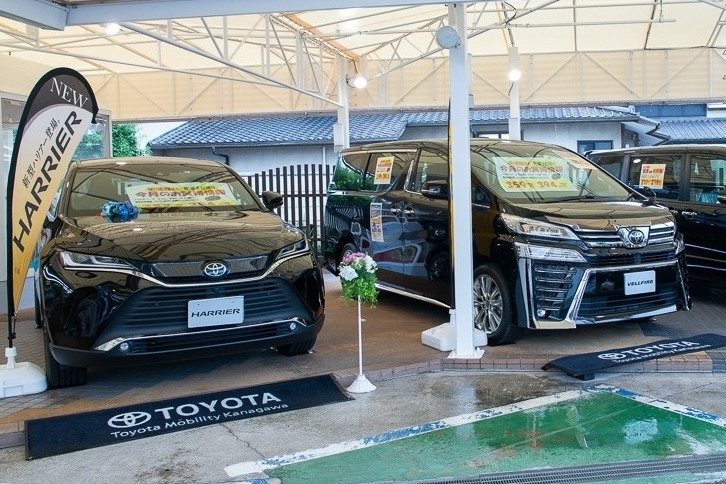 立場駅前店(旧:トヨタカローラ横浜立場駅前店) (7)