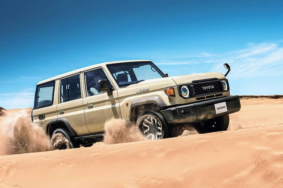 新型ランドクルーザー70-No.01-デザイン-02