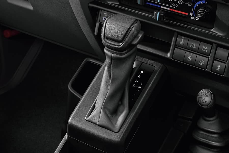 新型ランドクルーザー70-No.02-インテリア-04