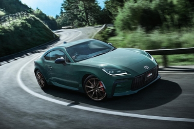 特別仕様車 RZ“Ridge Green Limited”（6MT）［ベース車両はRZ（6MT）］