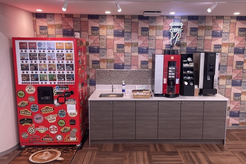 横須賀久里浜店_ドリンクコーナー