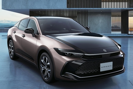 CROSSOVER G（2.5Lハイブリッド車）