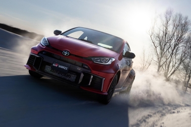 GRヤリスお知らせ記事1