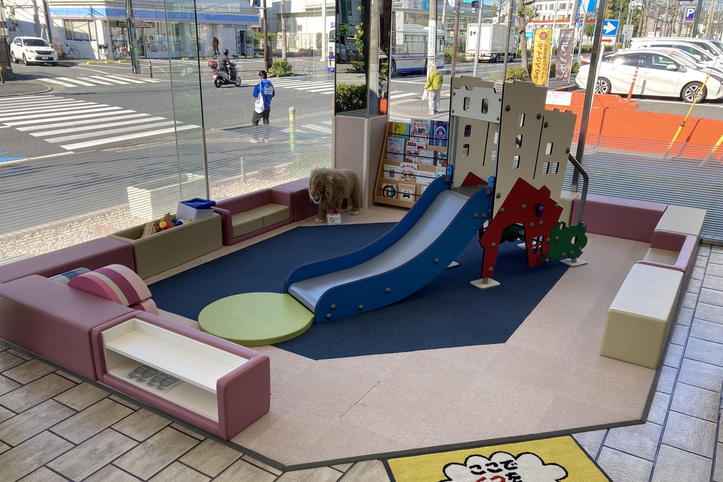 新加瀬店_キッズコーナー