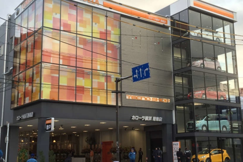 日野店(旧:トヨタカローラ横浜港南店)_店舗4_0501
