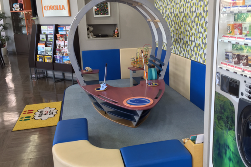 磯子栗木店(旧:トヨタカローラ横浜磯子店)_店舗2_0501.