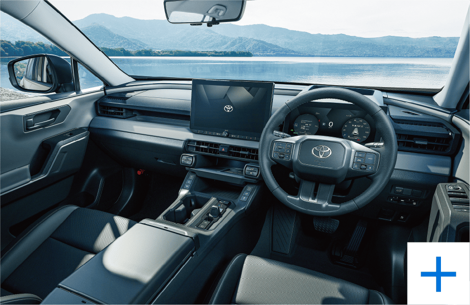 新型RAV4 Zの運転席