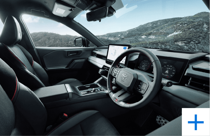 新型RAV4 GR SPORTの運転席